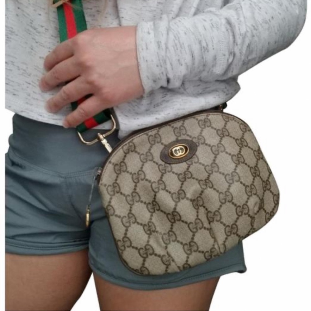 Authentic GUCCI VINTAGE GG canvas mini clutch crossbody bag 89.01.017 (F820)
